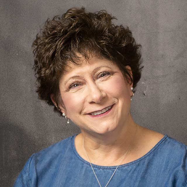 JEBCommerce Employee Profile - Louann Schneidmiller